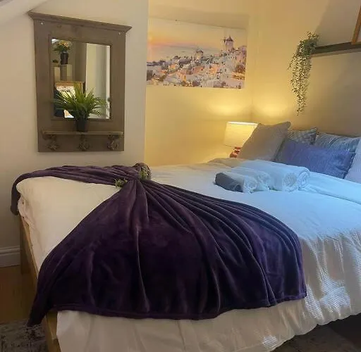 Stylish Home Close To Arena
